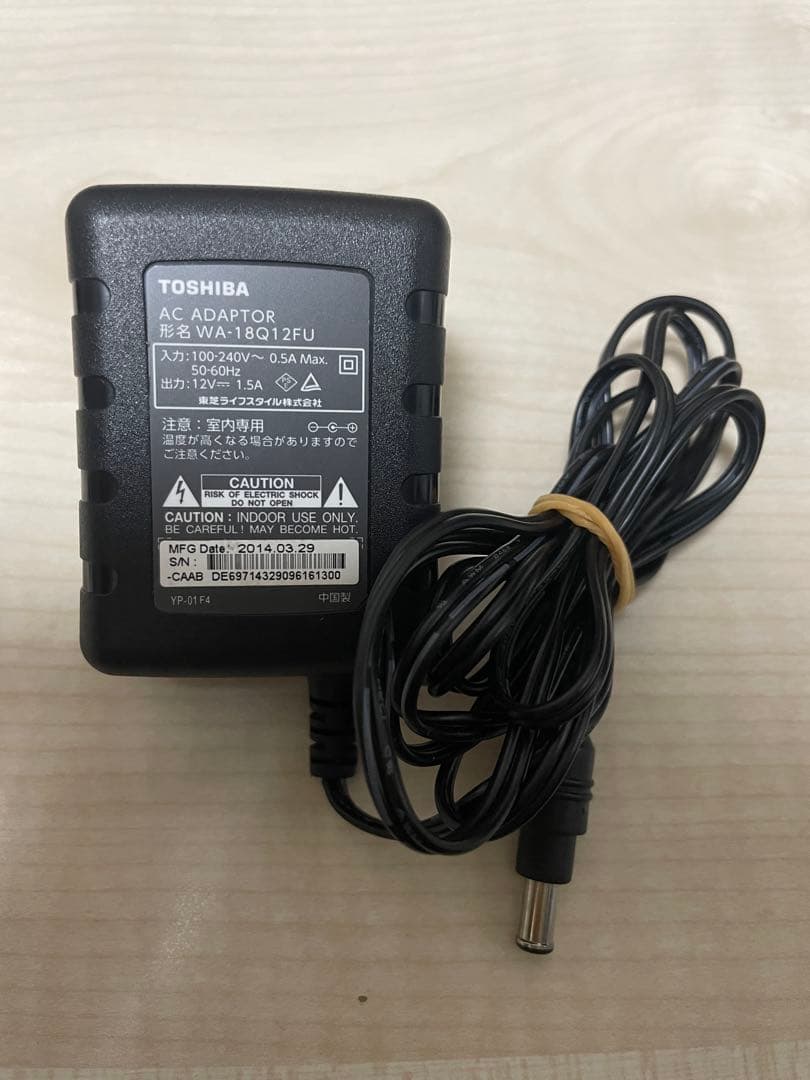 TOSHIBA ポータブルDVDプレーヤー用ACアダプター WA-18Q12FU - メルカリ