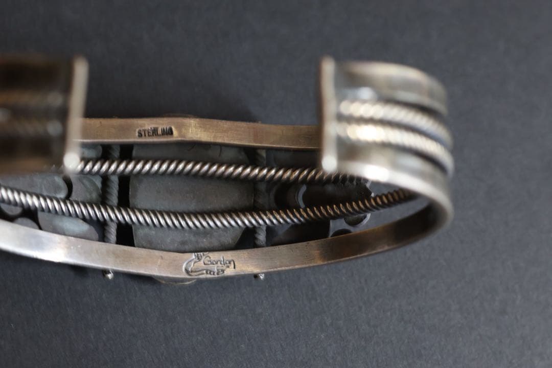 デルバートゴードン パイロットマウンテン バングル　ナバホ/Navajo