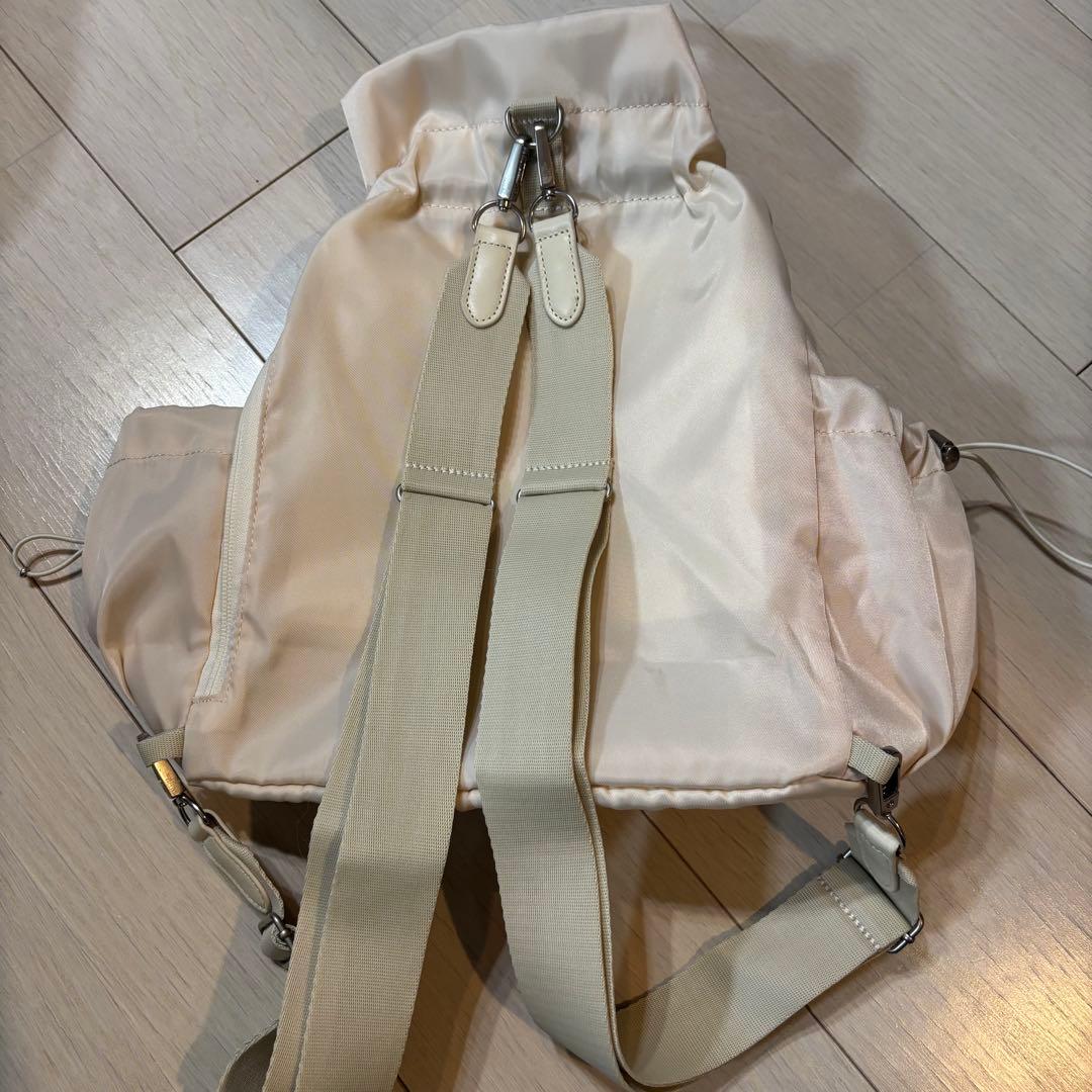 The North Face クリーム色 リュック