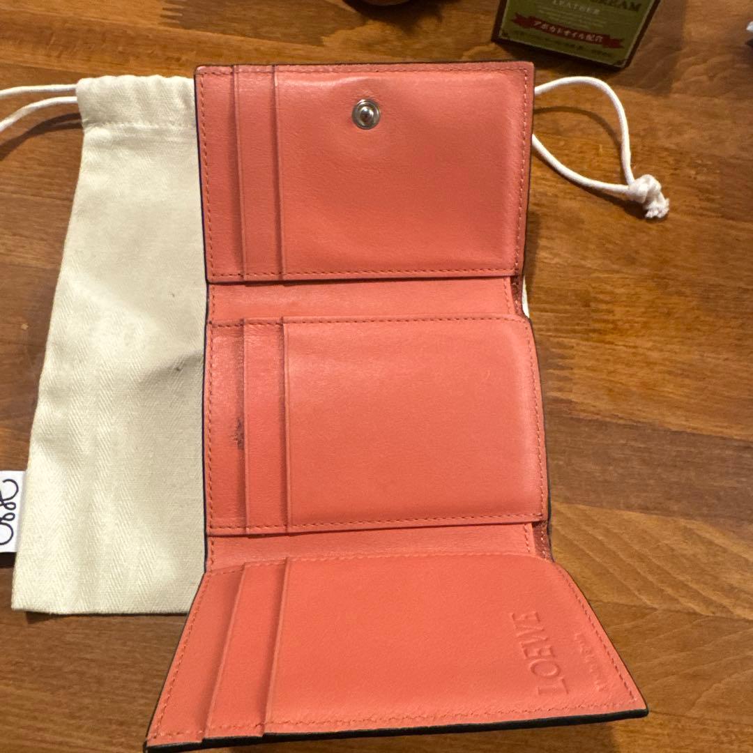 レザー製三つ折り財布 ピンク