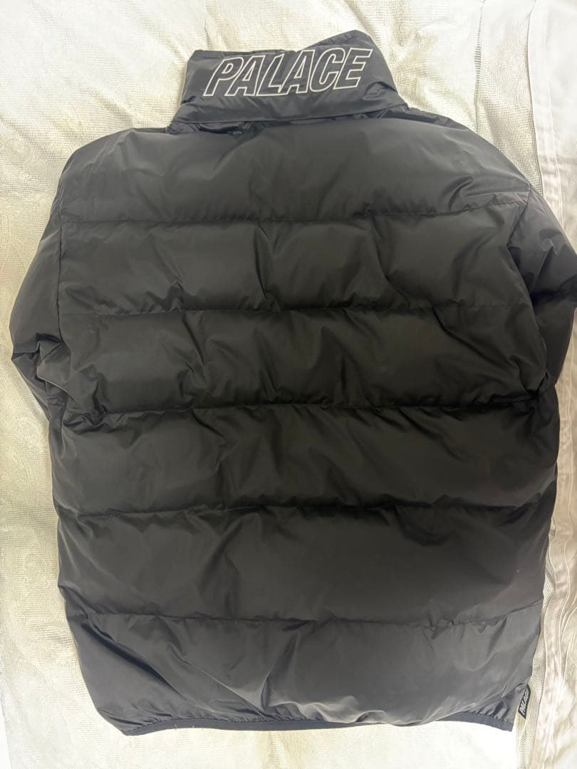PALACE ブラック ダウンジャケット M PALACE