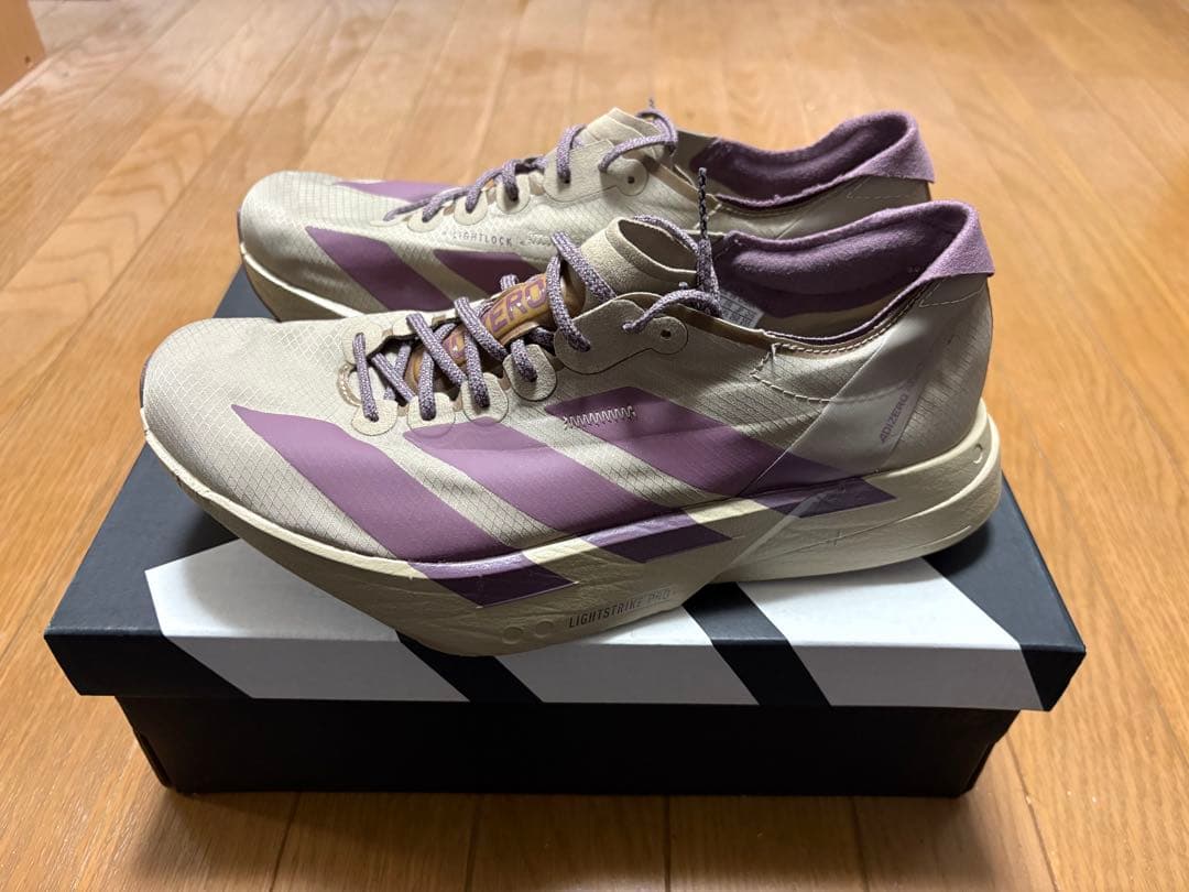 アディオスプロ4 26.0cm