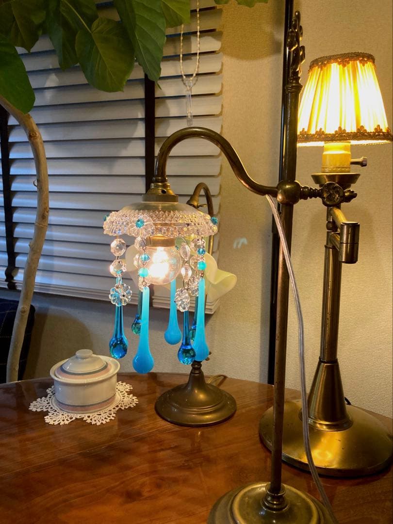 ミニシャンデリア（青の世界） フランス アンティーク シェード 1910年