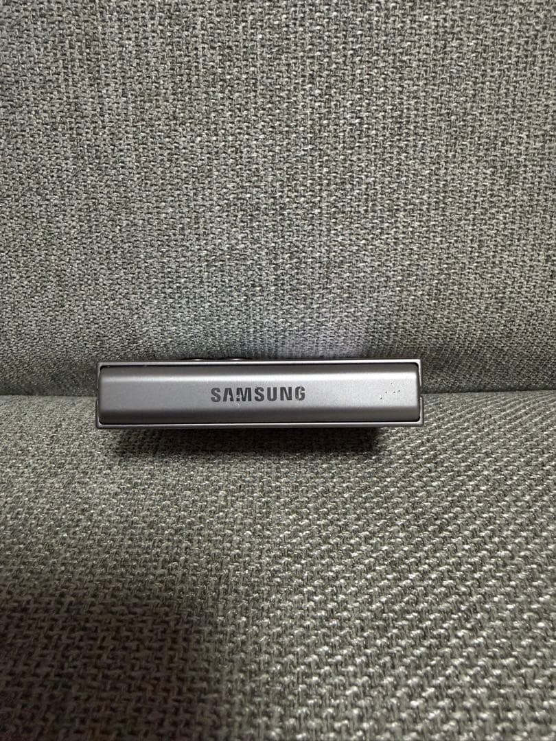 Galaxy Z Flip6 256GB シルバー