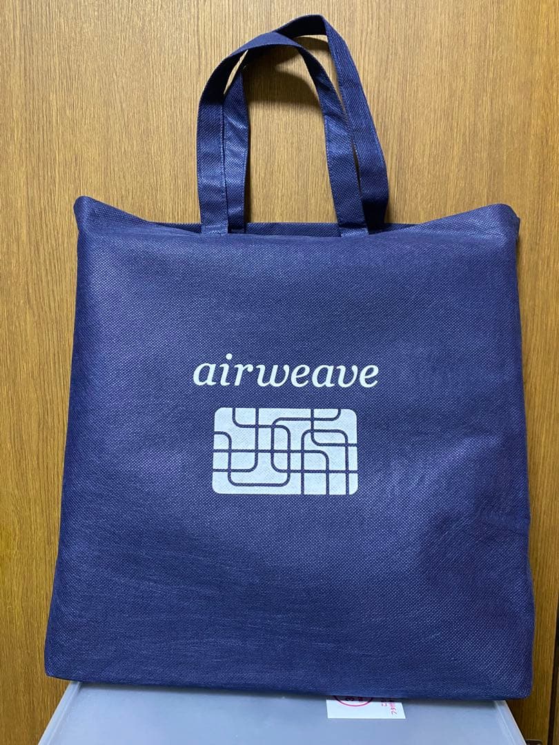 極美品】エアウィーヴ 座クッション【旧モデル】 - メルカリ