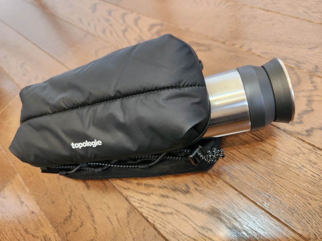 トポロジー topologie ボトルサコッシュ black puffer