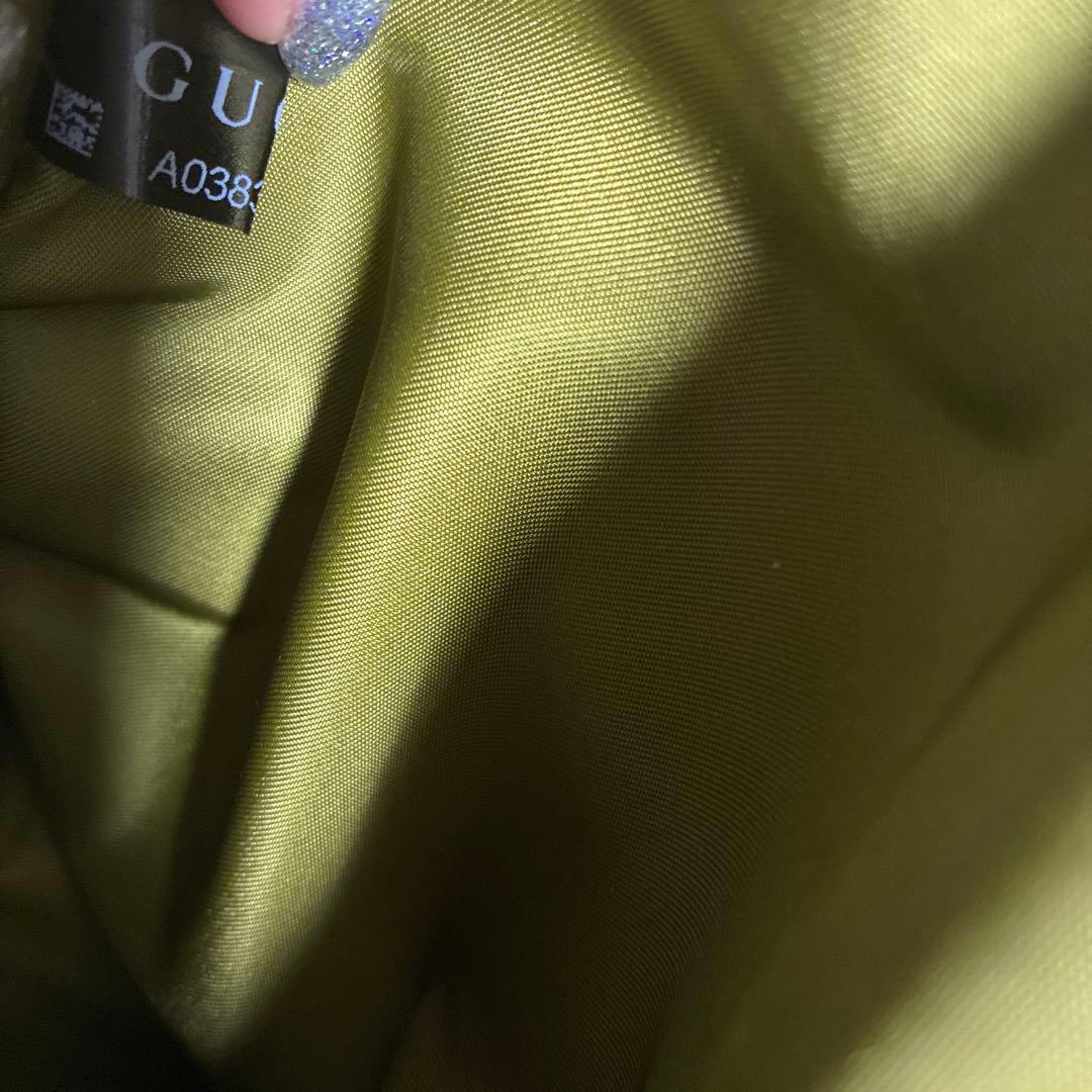 GUCCI グッチ　♡未使用に近い♡ ボディバッグ　カーキ色　オフザグリッド