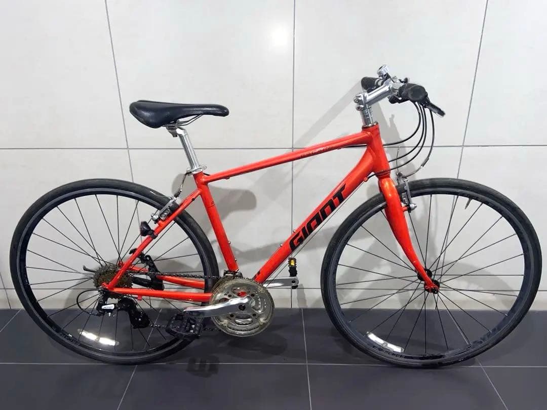 高年式！GIANT escape R3クロスバイク　ジャイアント　エスケープrx
