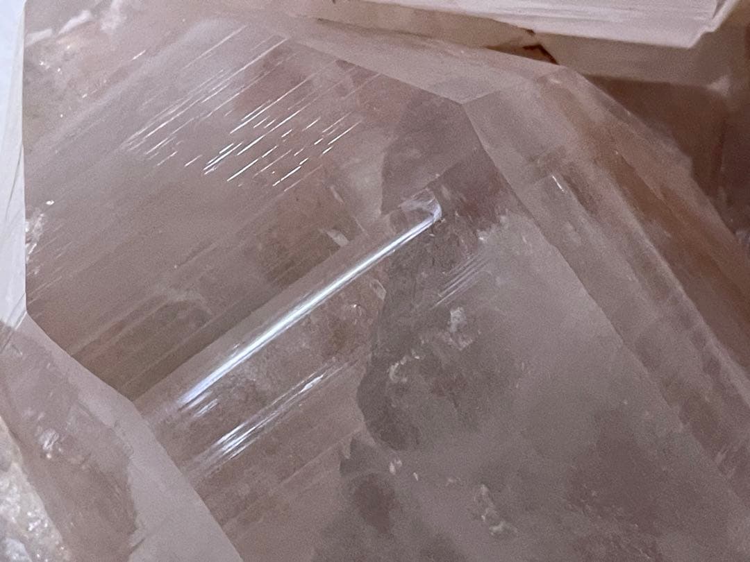 ピンクマニカラン水晶クラスター 14kg超 レムリアンシード 虹etc