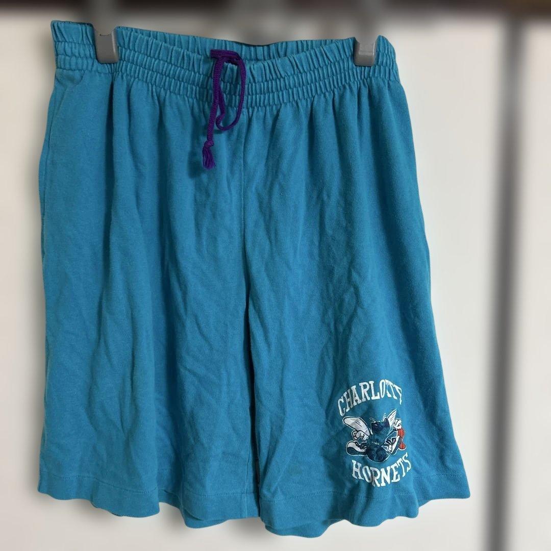 90年代 NBA シカゴブルズ シャーロットホーネッツのハーフパンツ2枚セット