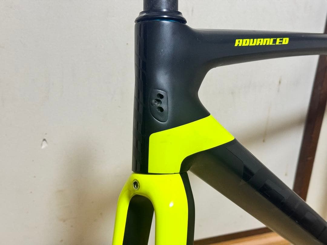 【美品】GIANT TCR ADVANCED PRO 2017 フレームのみ