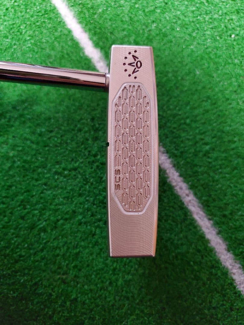 スコッティキャメロン　スタジオスタイル　ファストバック　2025