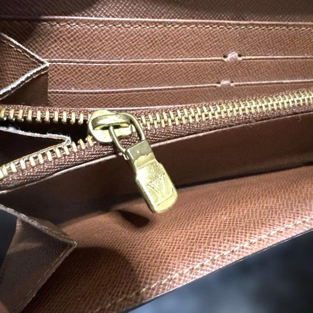 ⑧☆美品♪カード10枚タイプ☆サラ長財布