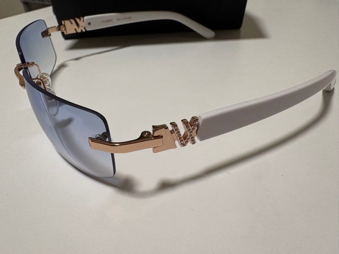 【本日のみ値下げ】VARTIX サングラス リムレス　GACKT着用