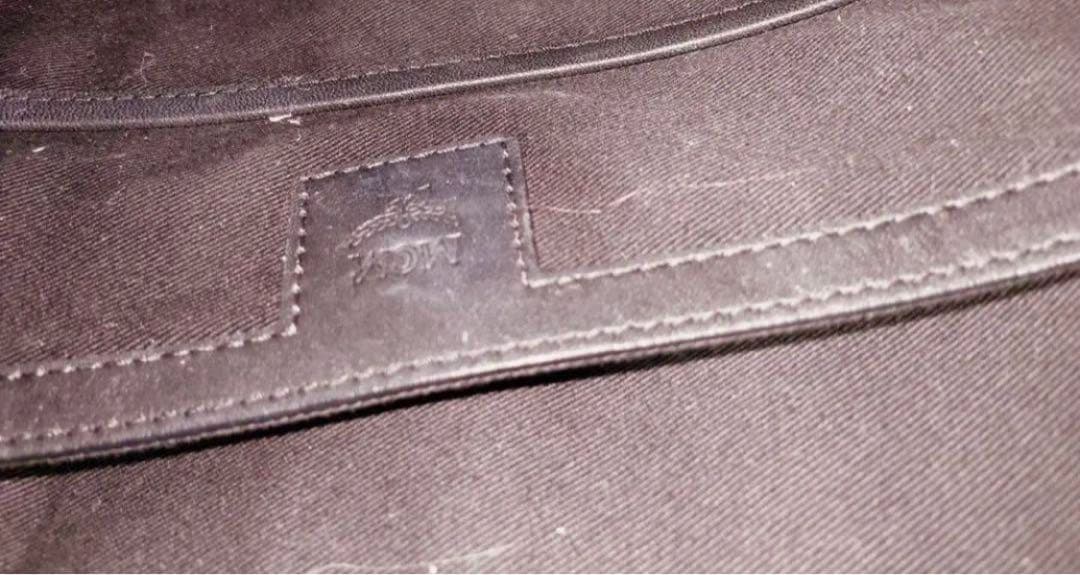 ねこ♥MCM ブラックレザーリュック Mサイズ