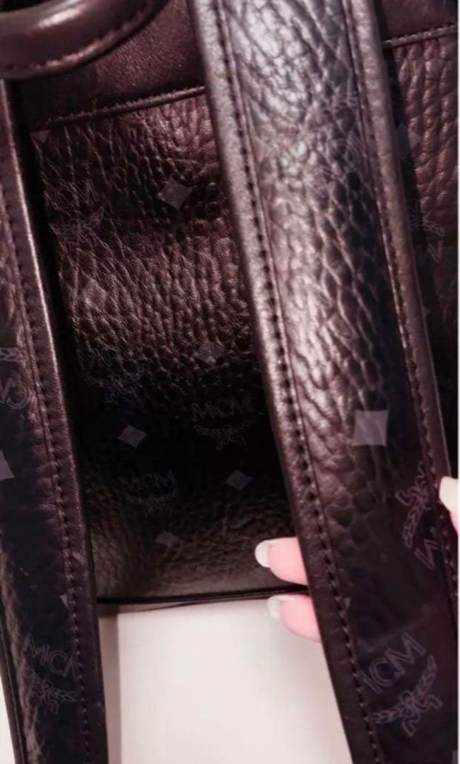 ねこ♥MCM ブラックレザーリュック Mサイズ