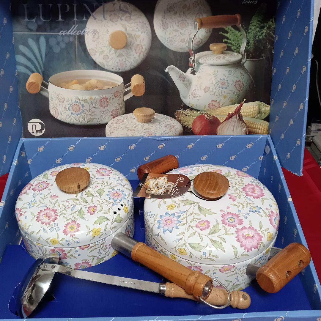 未使用品 EJIRY エジリー 花柄ホーロー鍋セット 大中小 おたま付き