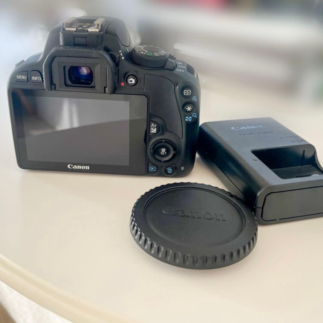 Canon eos kiss x7 キヤノン 一眼レフ