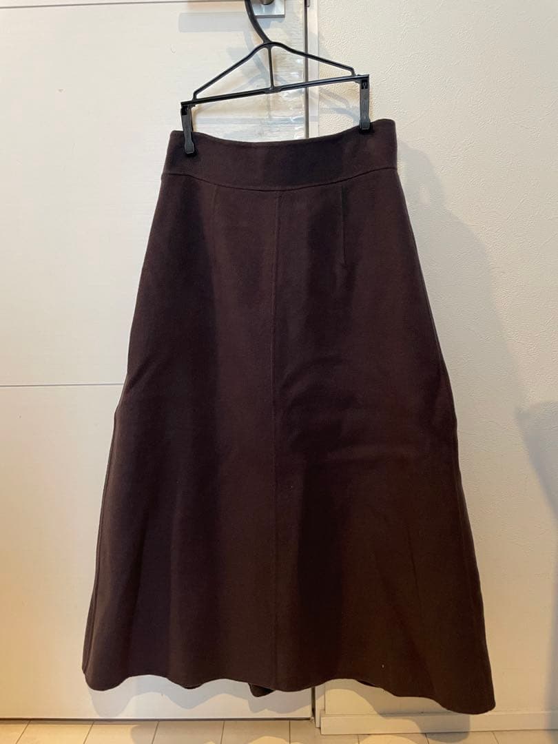 NO.b（ナンバーB）ウールリバーススカート 36 スタイリスト大草直子