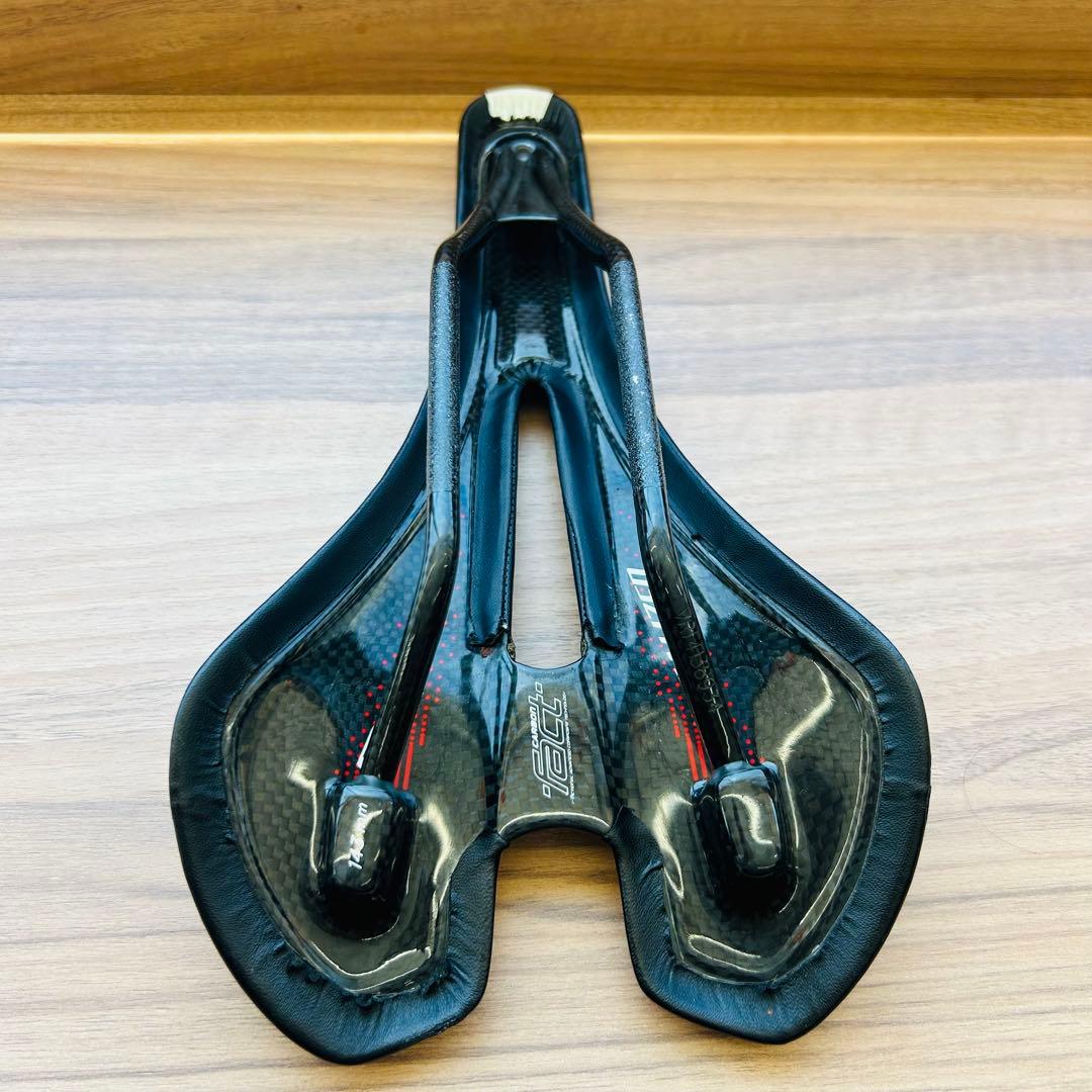 SPECIALIZEDローミン ROMIN 143 factCARBONカーボン