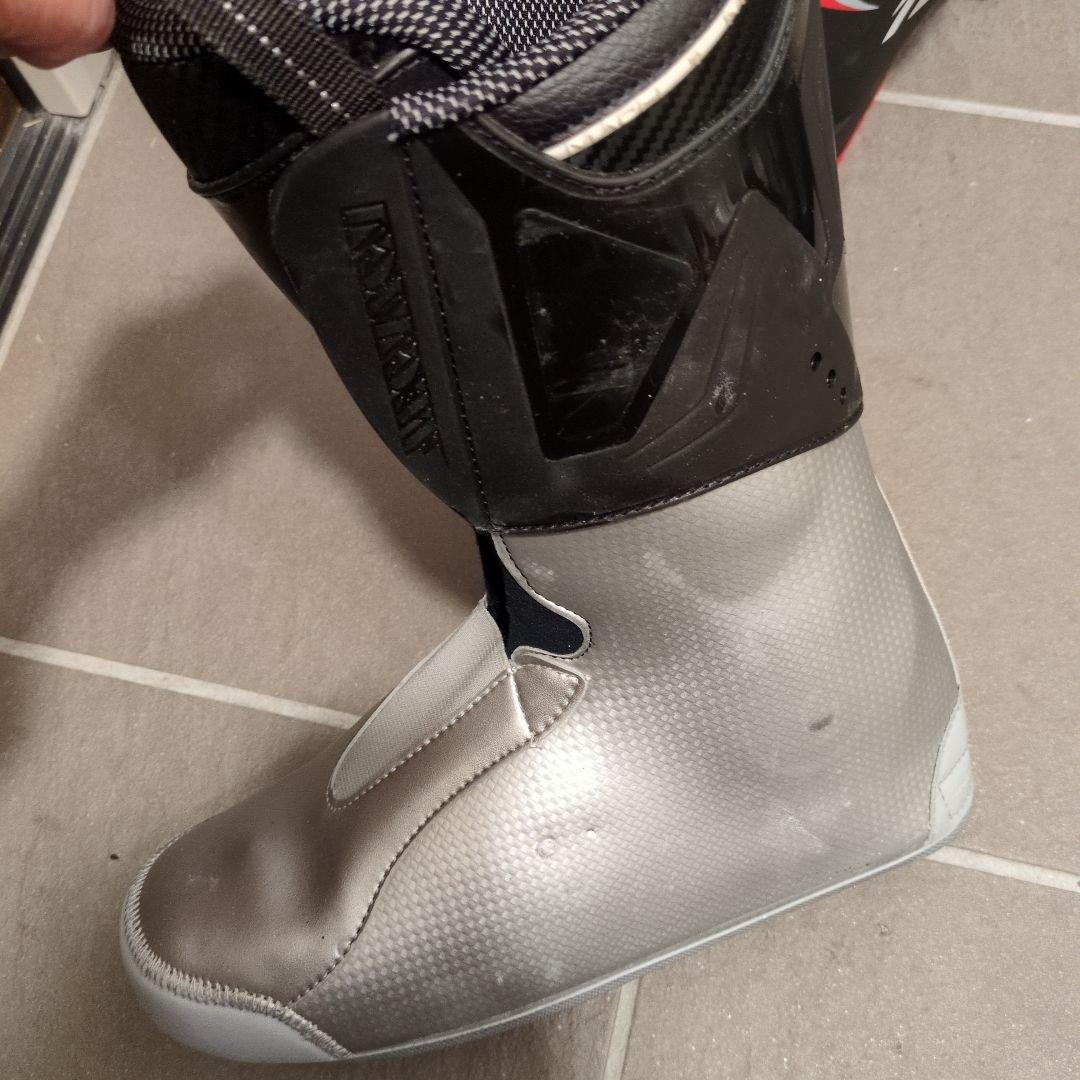 TECNICA MACH1 MV スキー用ブーツ