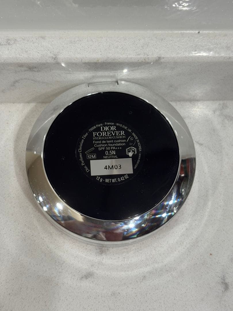Dior クッションファンデーション 0.5N 限定ケース付き