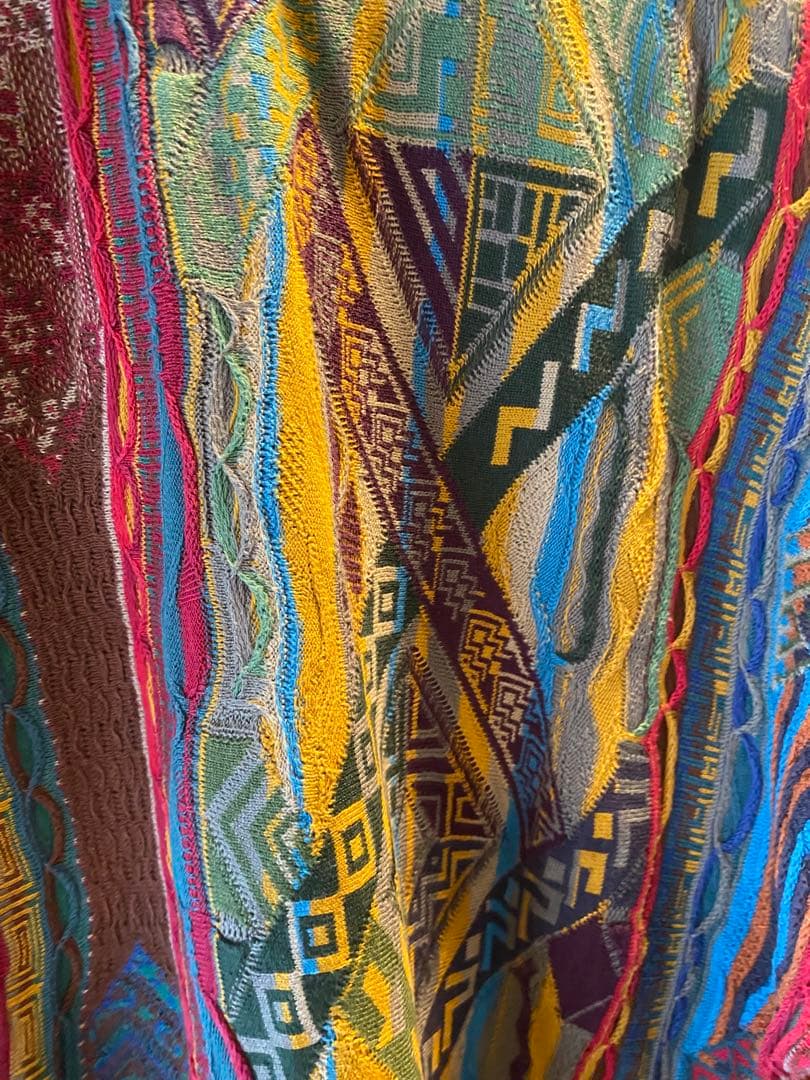 【良色】COOGI / 立体3D編み/総柄/レアカラー