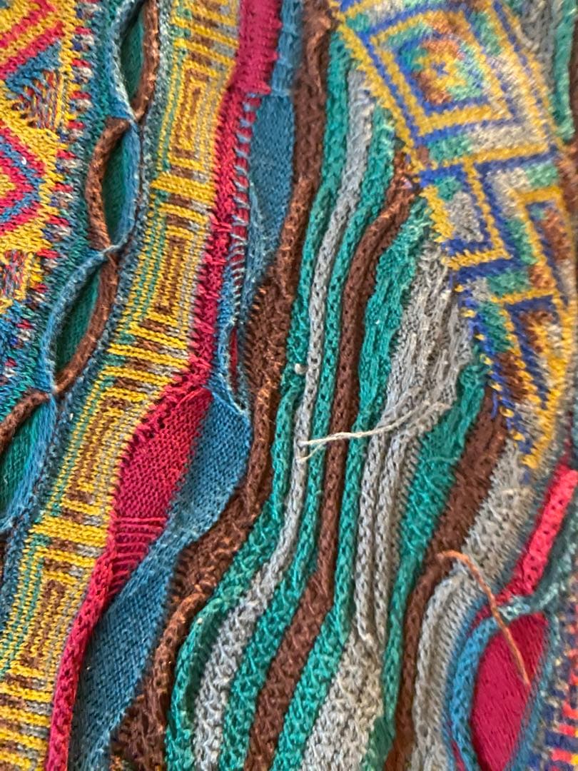 【良色】COOGI / 立体3D編み/総柄/レアカラー