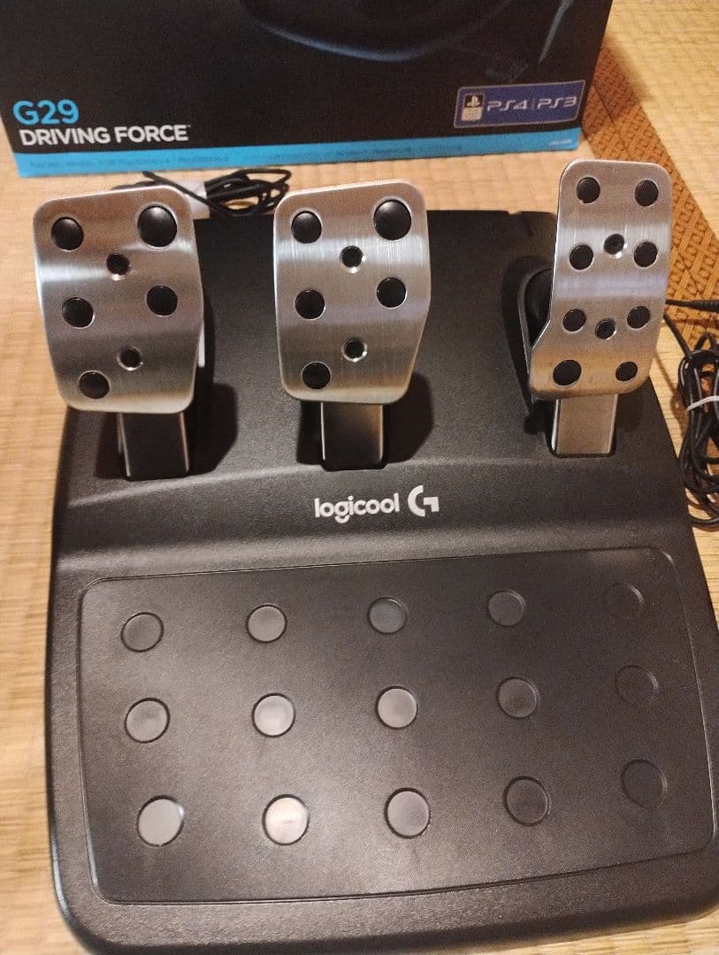 Logicool G ステアリングコントローラー LPRC-15000d ブラ…