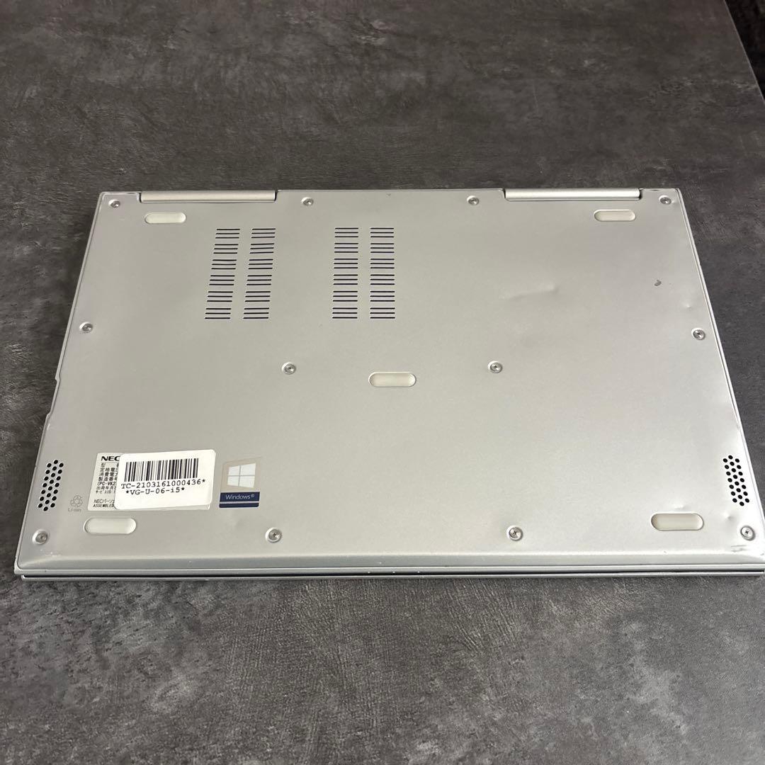 NEC ノートPC 第7世代 CPU 15.6インチ 4/256GB