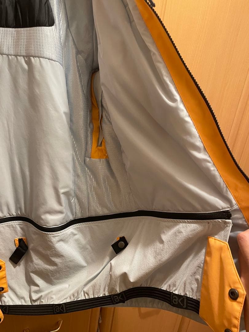 状態良好❗️ Burton [ak] GORE-TEX スノーボードジャケット S