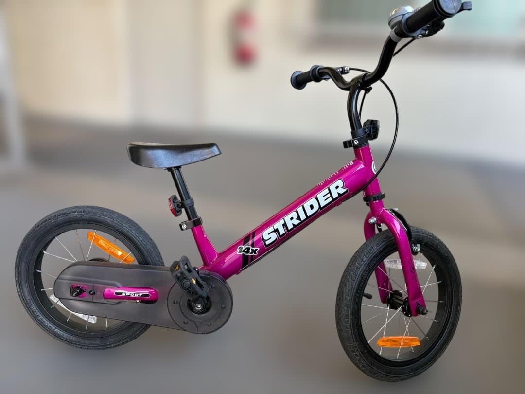 たのメル便【美品】STRIDER14xストライダー フューシャピンク スタンド