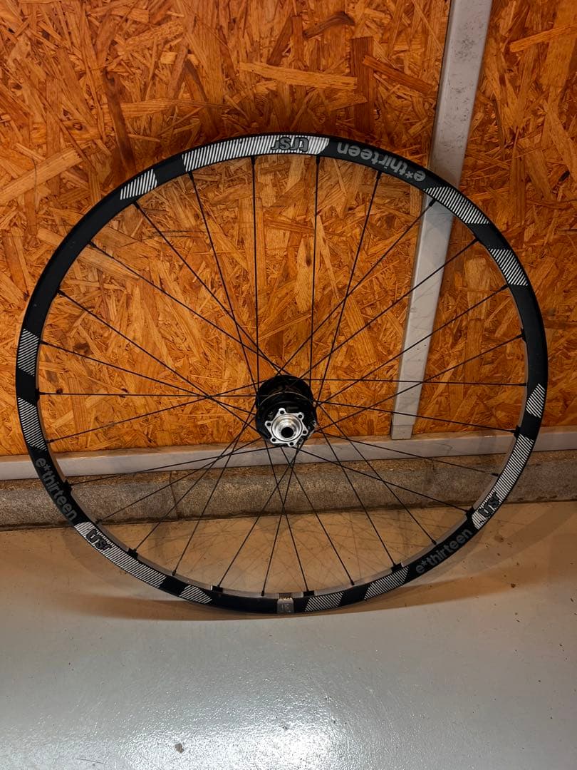e THIRTEEN trsr 29インチ　e13 軽量