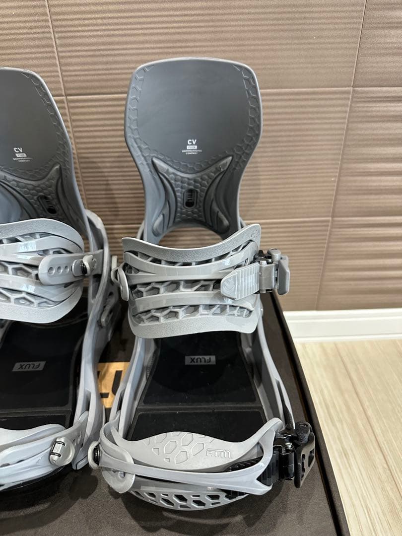 FLUX CV 23-24スノーボードビンディング グレー