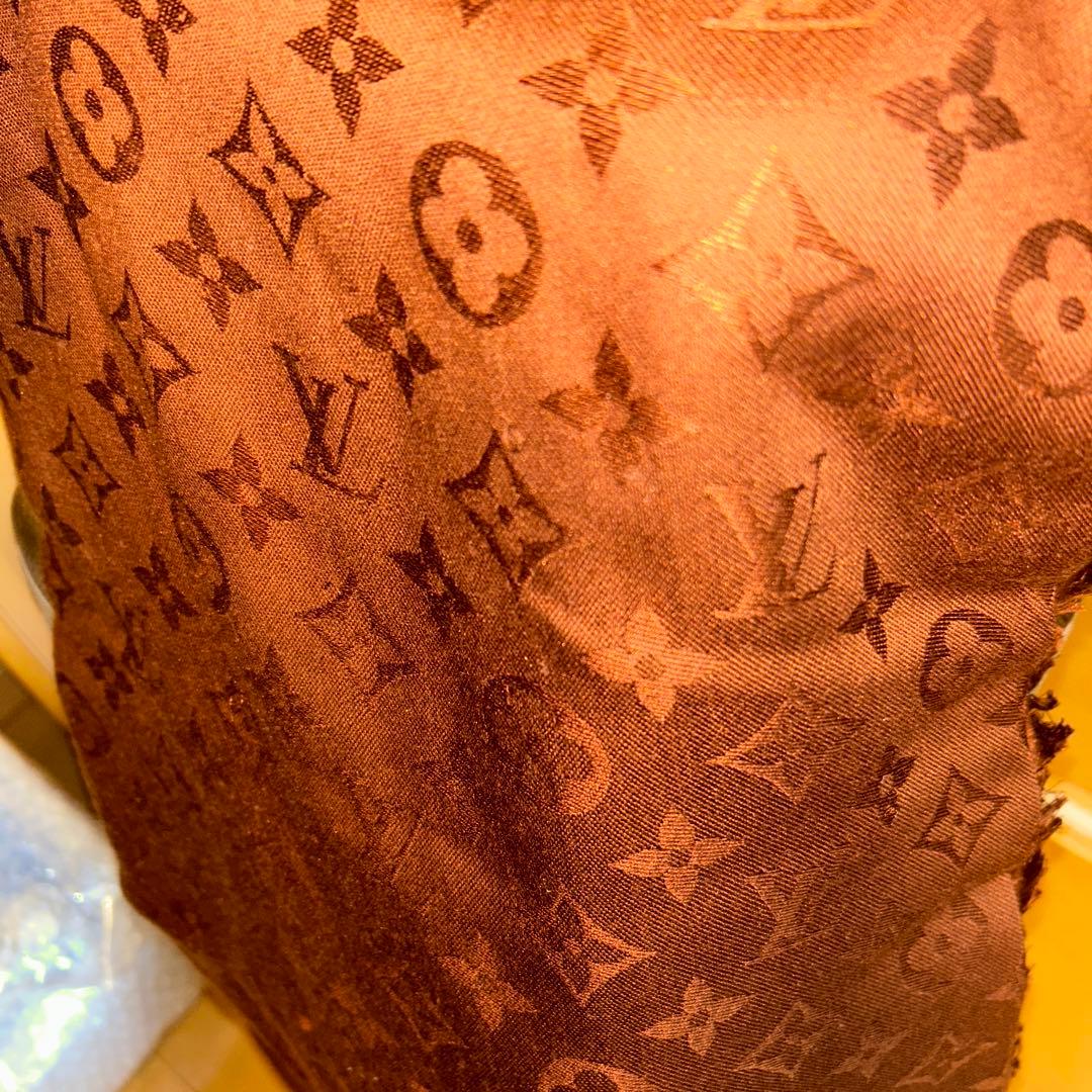 Louis Vuitton ブラウン ストール モノグラム