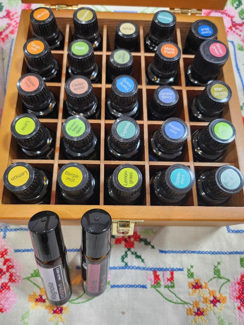 【未開封】doTERRA ドテラ　エッセンシャルオイルセット