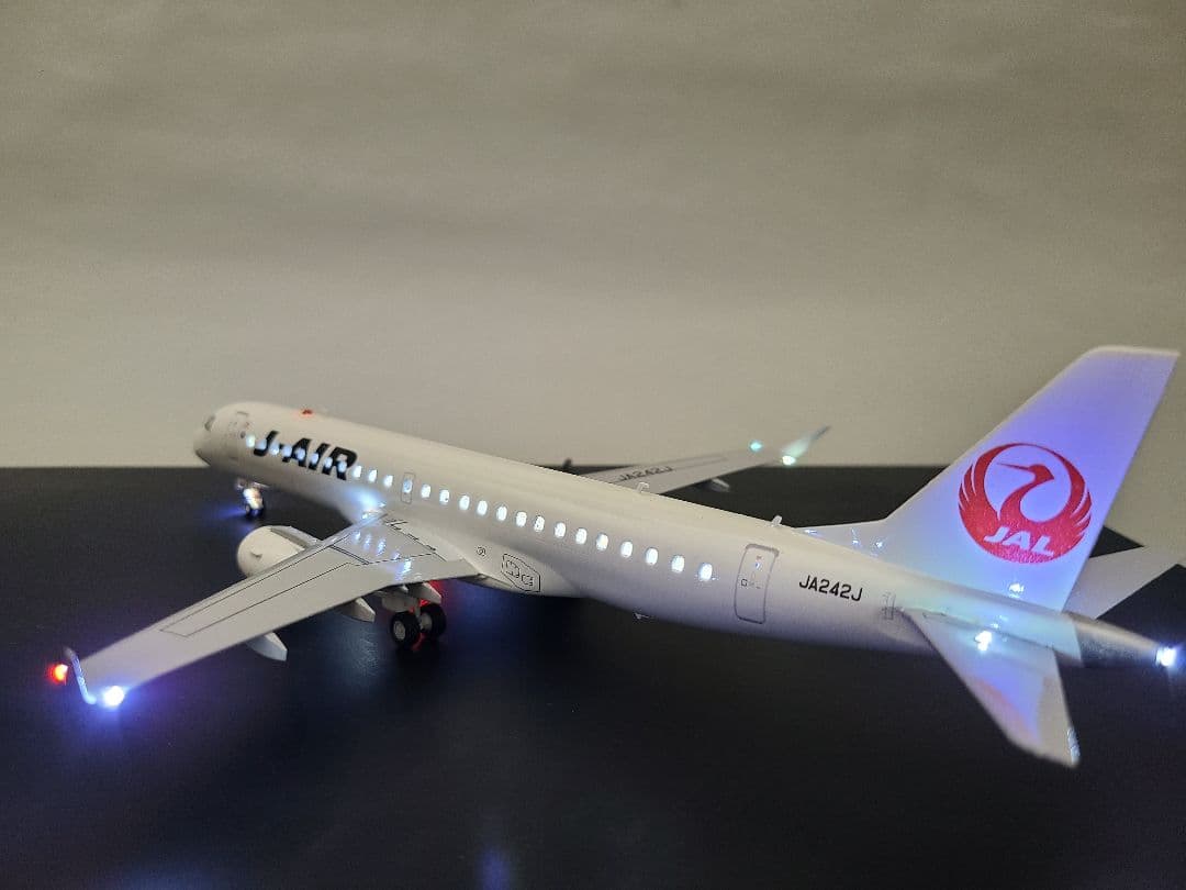 JAL エンブラエル E190 LED仕様 完成品