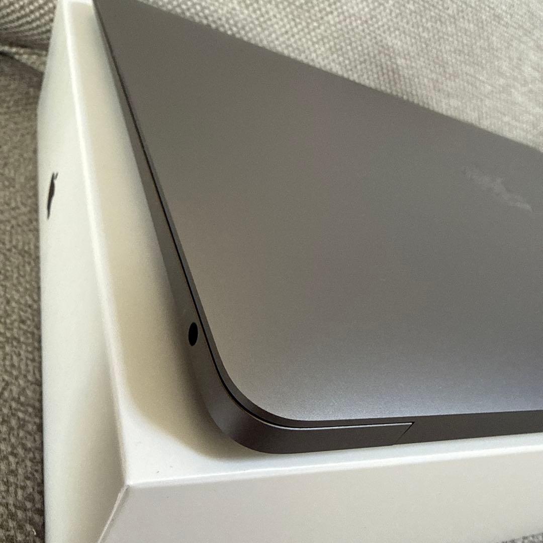 【美品】MacBook Air 13.3インチ M1チップ スペースグレイ