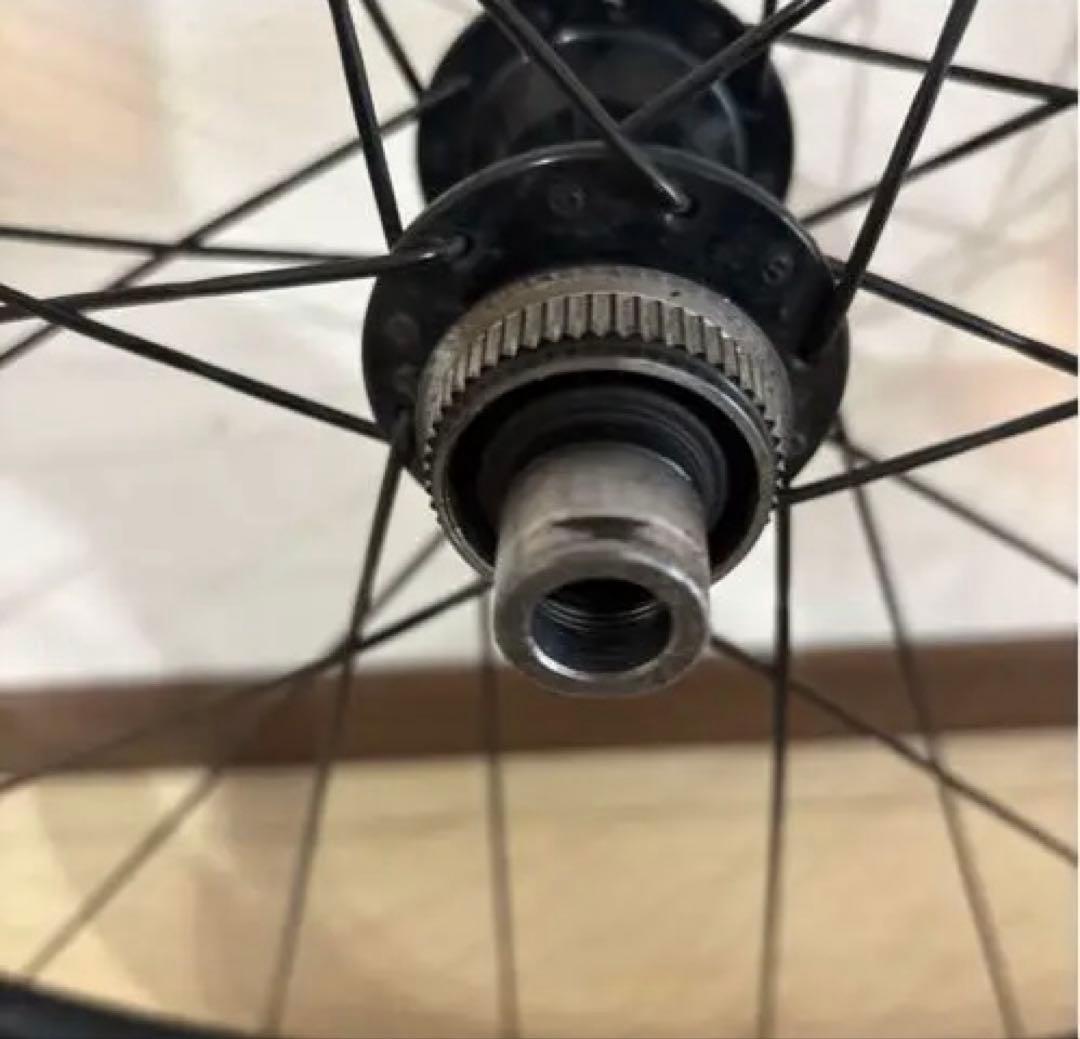 シマノ105カーボンホイールリア（ディスクブレーキ）