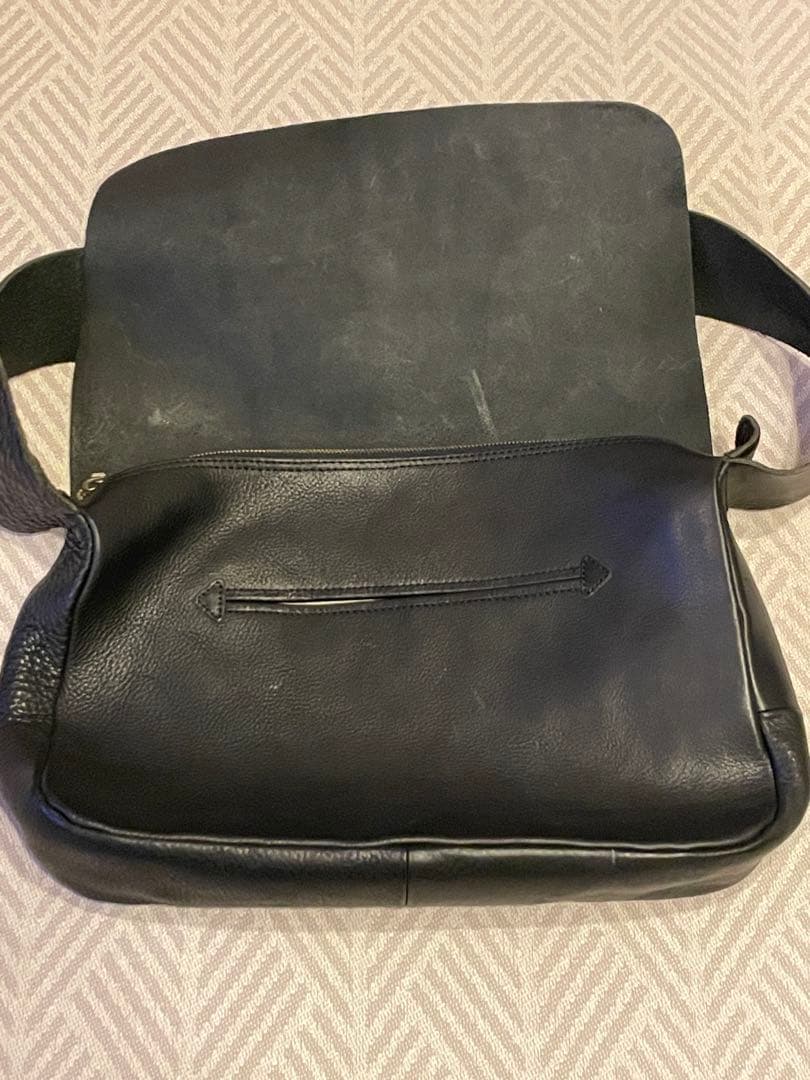 SLOW 黒 レザー ショルダーバッグ 栃木レザー　Bono