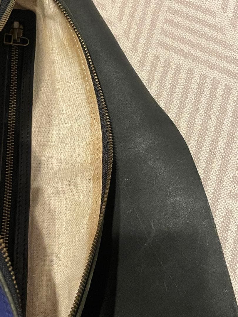 SLOW 黒 レザー ショルダーバッグ 栃木レザー　Bono