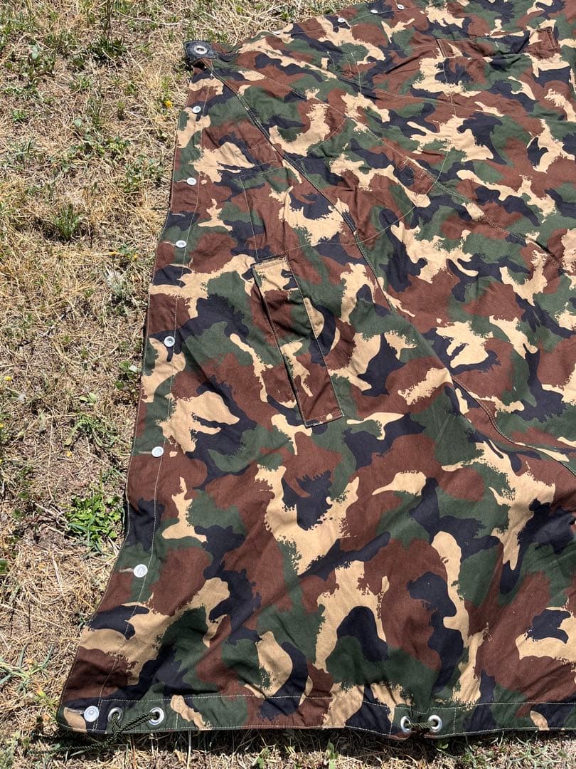 [ikamania0914 ]ハンガリー軍幕　M90カモ 軍幕　2枚