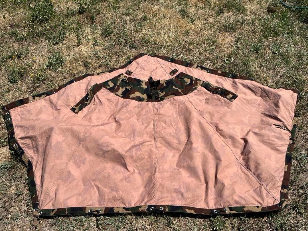 [ikamania0914 ]ハンガリー軍幕　M90カモ 軍幕　2枚