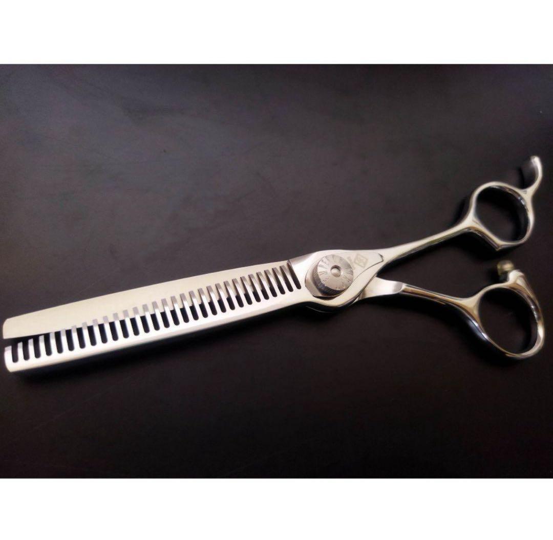 ナルトNBAA同様斜度付✨理美容師セニングシザー10 %人気の溝無し10%ハサミ