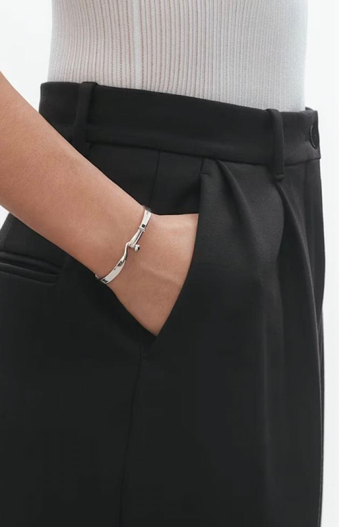 極美品GEORG JENSEN Vivianna Torun SV925バングル - メルカリ