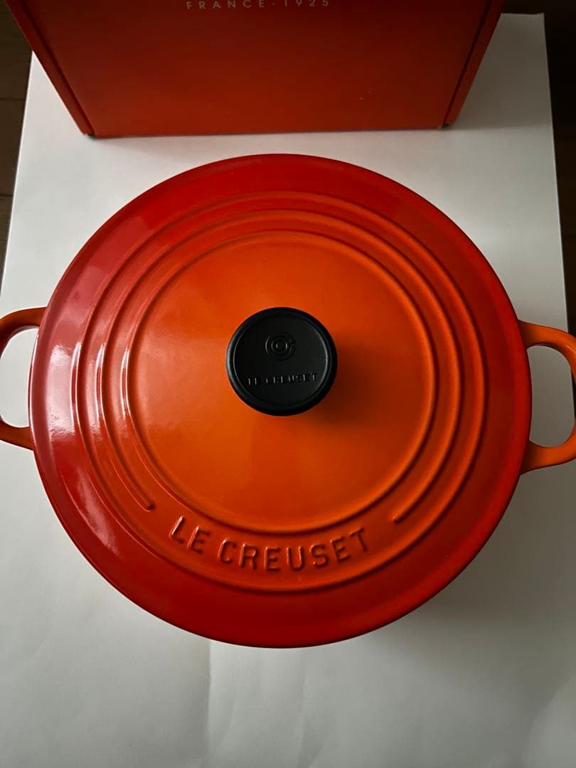 新品未使用　 ル・クルーゼ　ココットロンド22