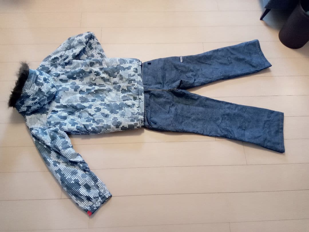 ほぼ新品【上下セット】sands×KICKS スキー スノボー ウェア 限定