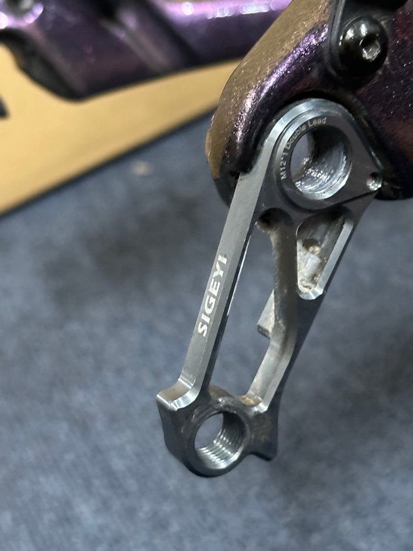 Cannondale TopstoneCarbon、LeftyOliverセット