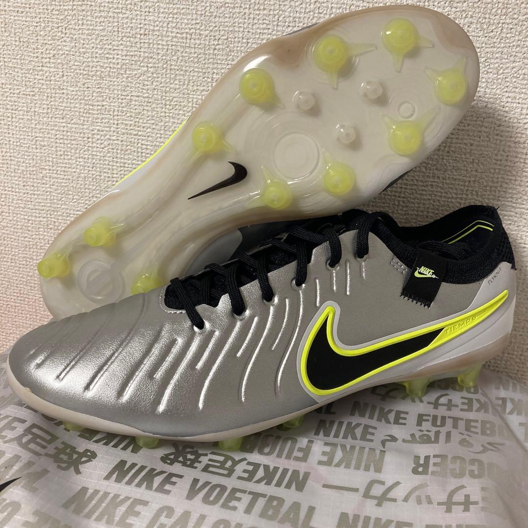 ティエンポ レジェンド エリート AG-PRO 28.5cm メタリックシルバー