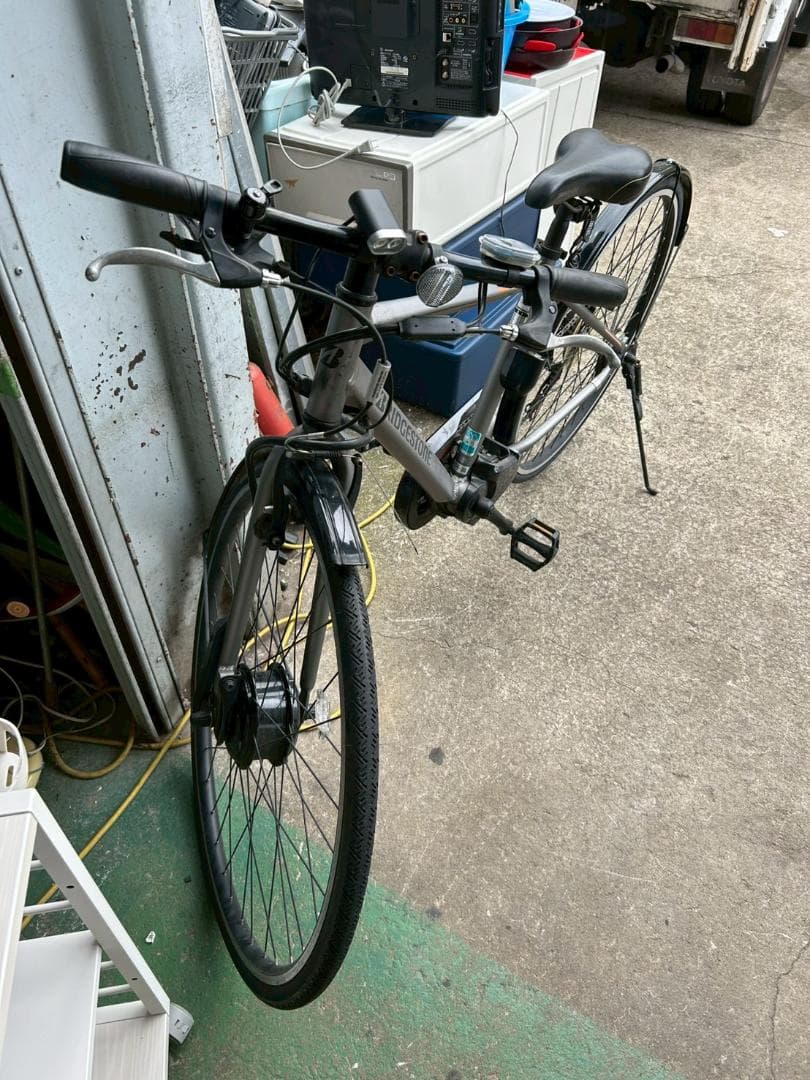 と*ぼ様 即決 楽ちん ブリジストン 電動アシスト自転車 シルバー 直